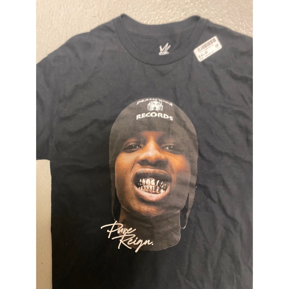 Pure Reign Graphic Tee Mens Medium Black Excellent Death Row Records Beanie NWT